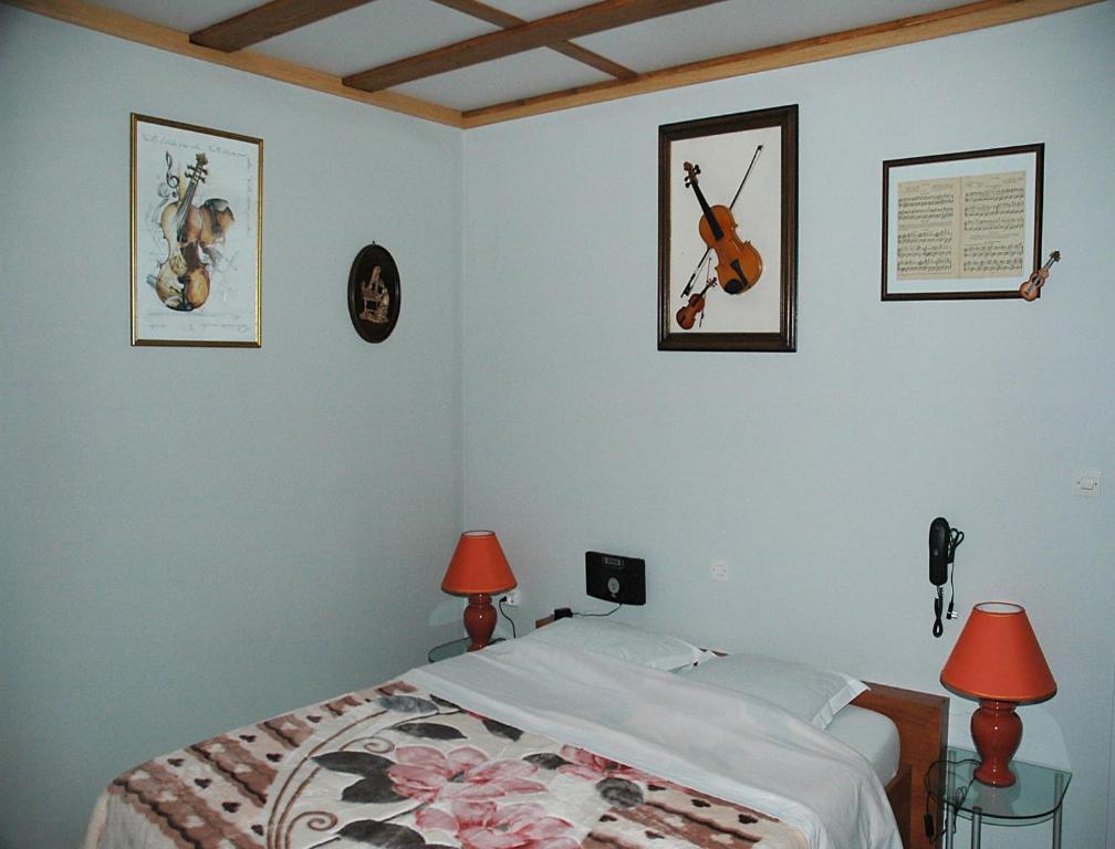 B&B Mirage Frecourt Room photo