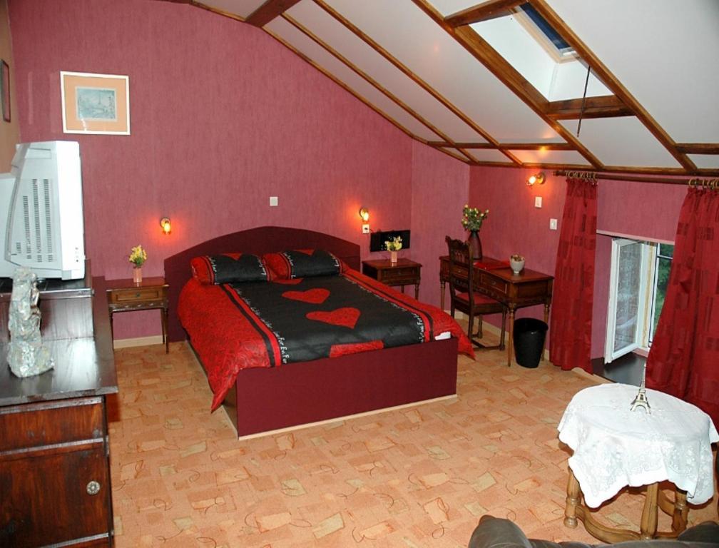B&B Mirage Frecourt Room photo